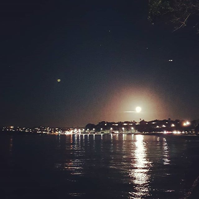 From the 'phone camera can't do it justice' files, check out that moonrise!